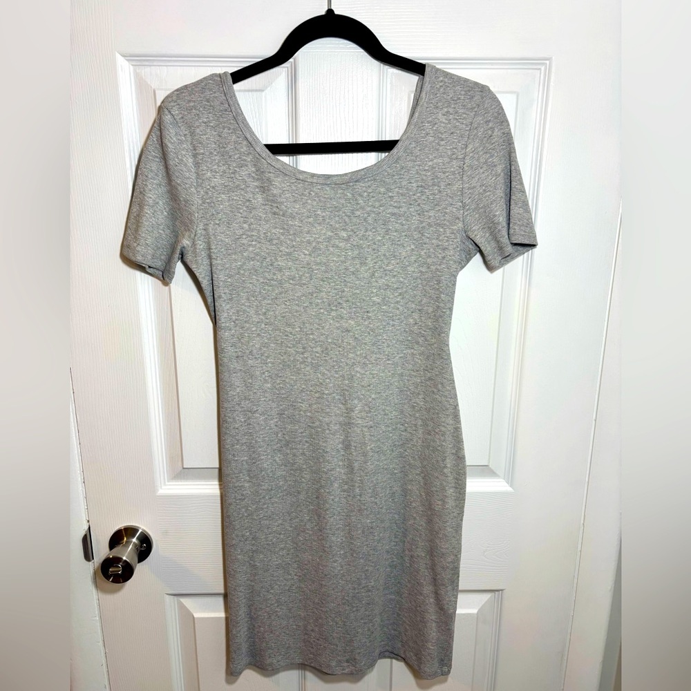 Gray Ribbed T-Shirt Dresss